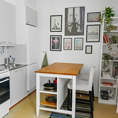 Apartment Beautiful In Helsinki